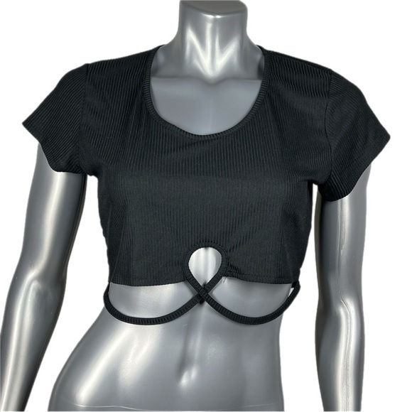 Jolie & Joy Tops - Jolie & Joy | Ribbed Black Short Sleeve Crop Top with front loop detail nwt